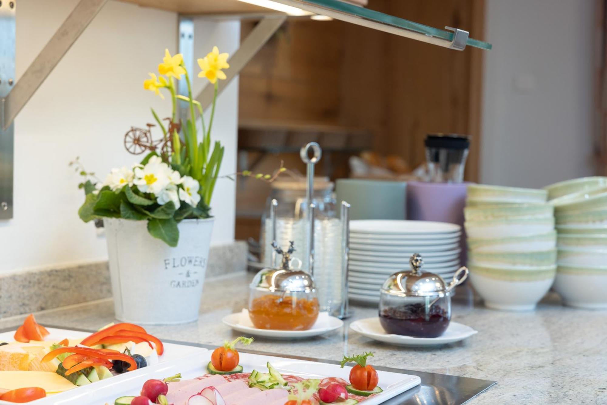 Landhotel Steigenhaus Untermunkheim ภายนอก รูปภาพ
